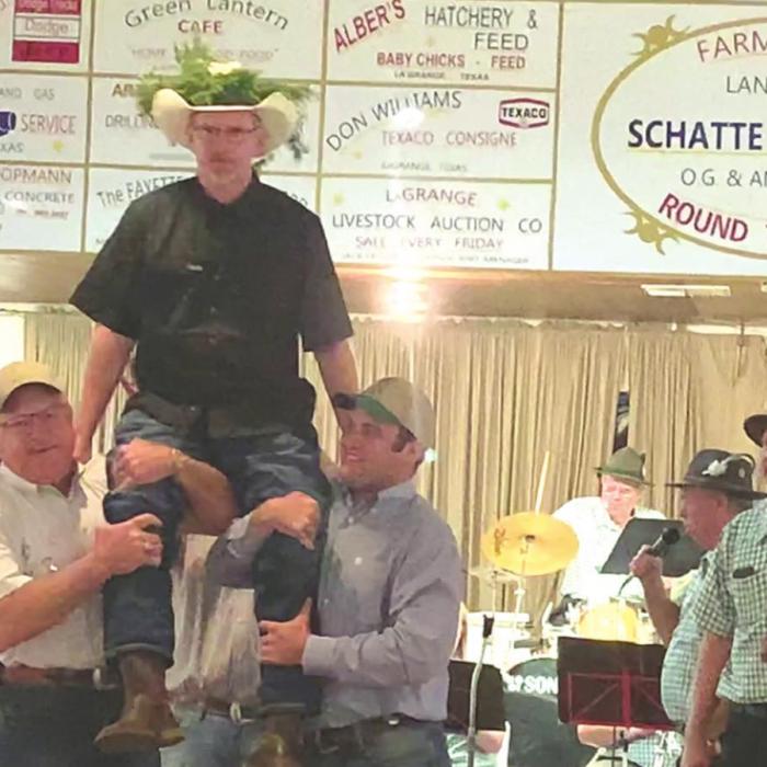 Cravens Crowned New Schützenkönig