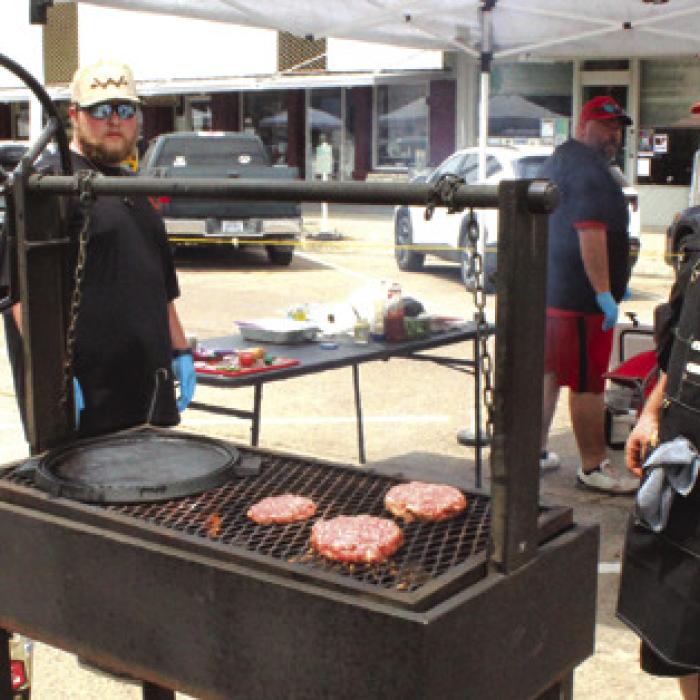 A Tasty Weekend Brings in the Crowds