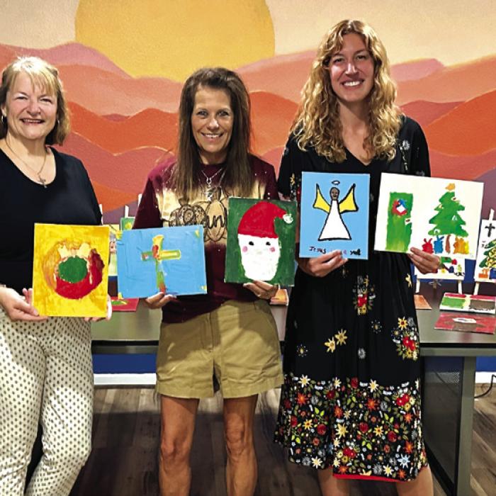 Special Christmas Card Contest Held