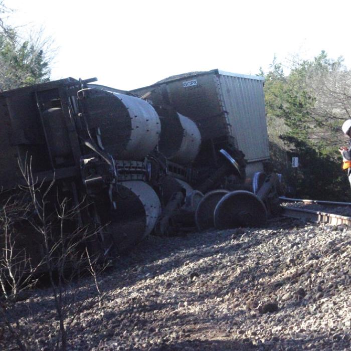 30 Cars From a Coal Train Derail North of Winchester Thursday