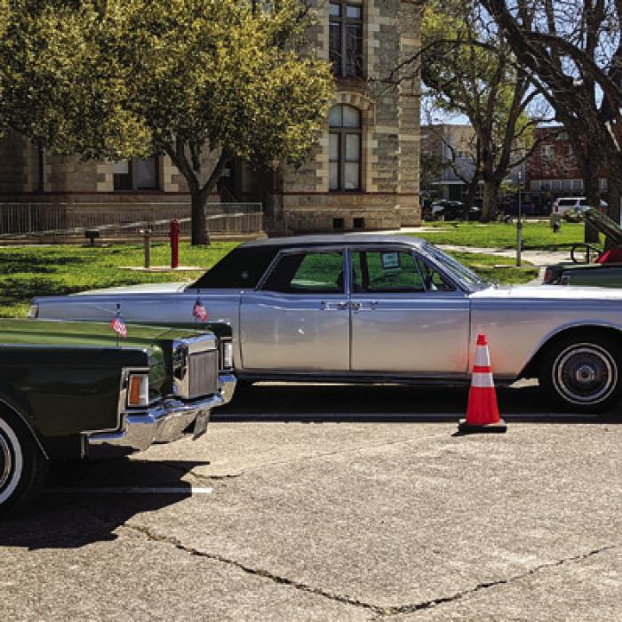 Lincoln & Continental Owner’s Club Coming Back to La Grange This Weekend