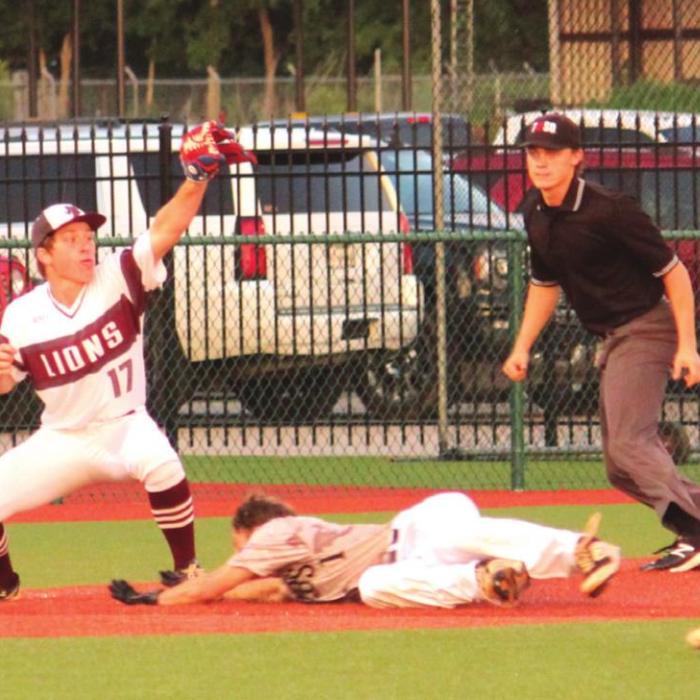 Fayetteville Baseball Resumes Playoffs