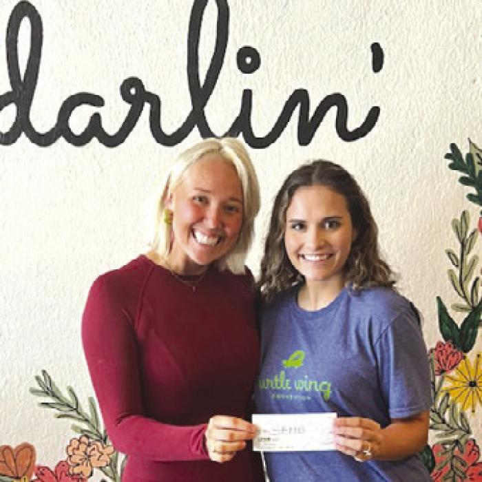 Darlin’s Diner Makes Donation to Turte Wing