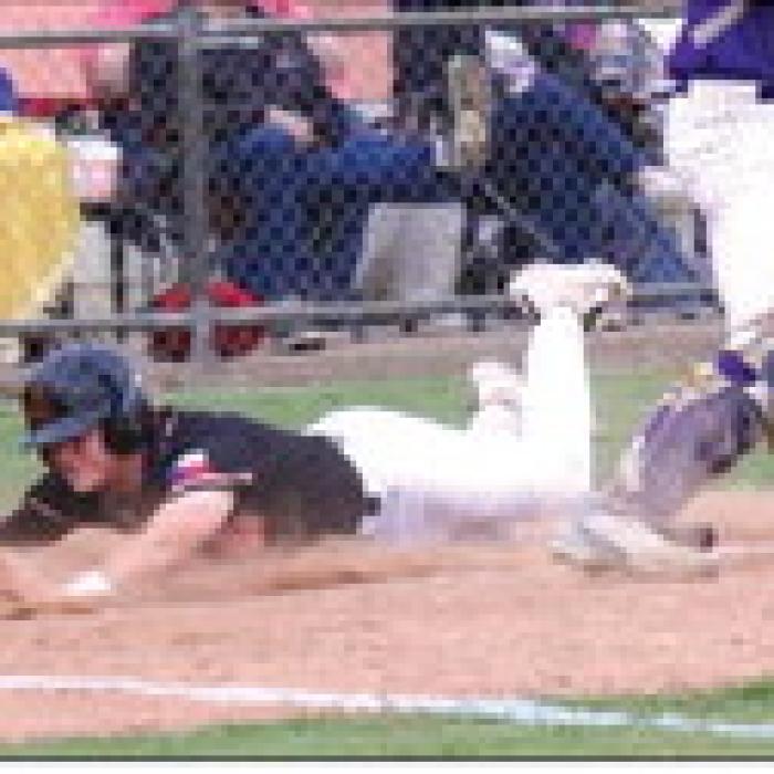 Schulenburg’s Reid Janda scored the Shorthorns’ only run Tuesday. Photo by Audrey Kristynik