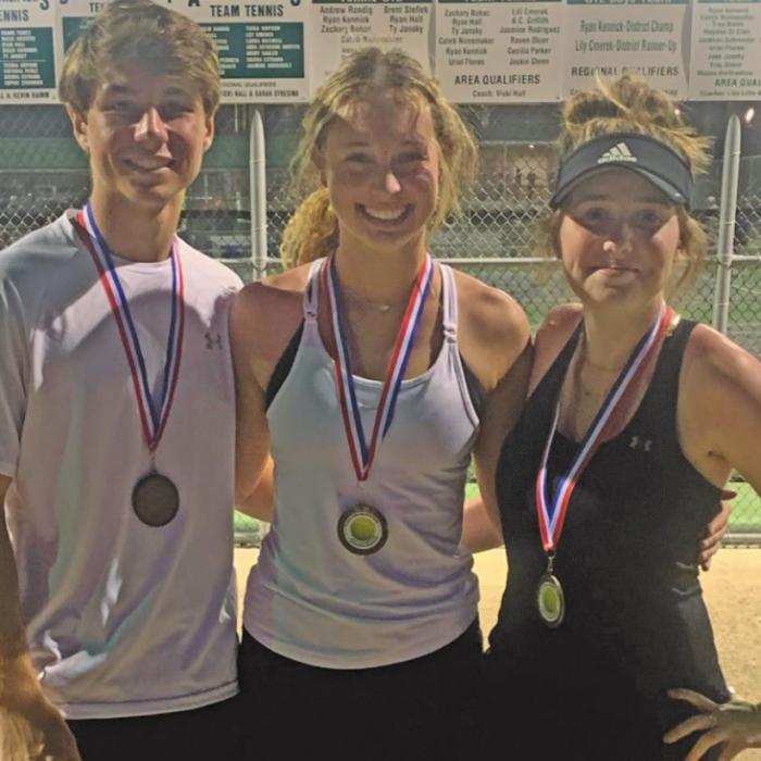Leps Medal at Taylor Tennis Meet