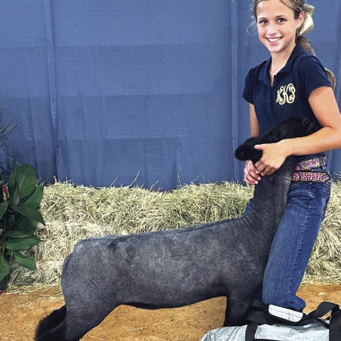LAMB SHOW RESERVE JUNIOR SHOWMANSHIP Khylie Kerr
