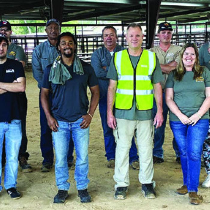 LCRA Employees Do Local Community Service Projects