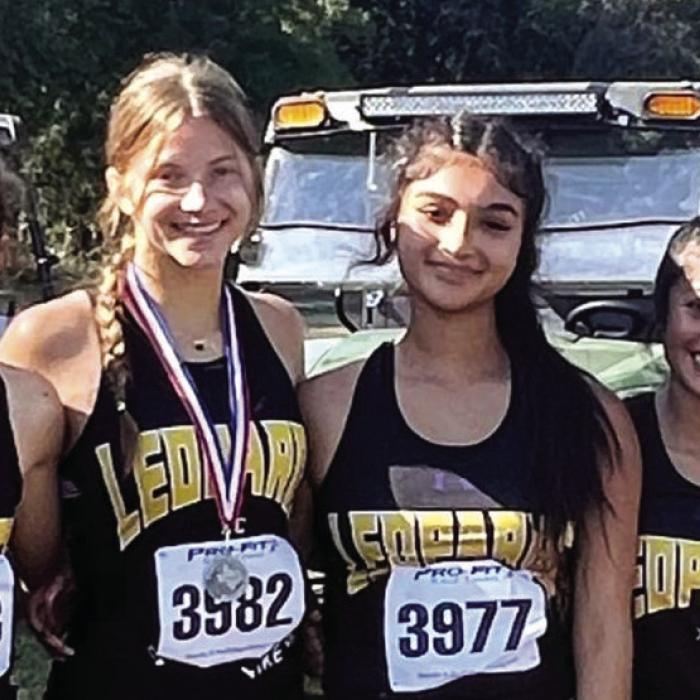 La Grange Cross Country Runners Compete at District Meet
