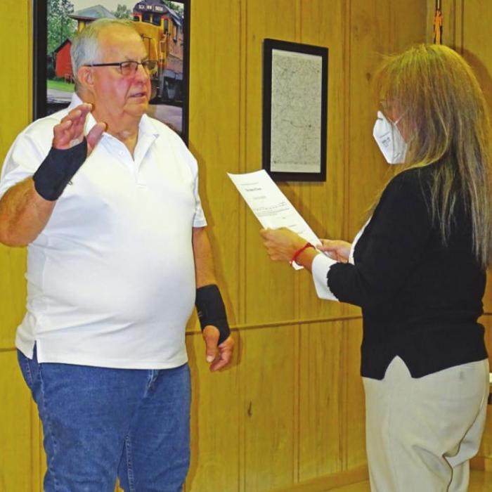 Flatonia Election Winners Sworn In