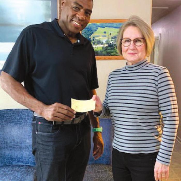 FCRT Makes Donation for Books