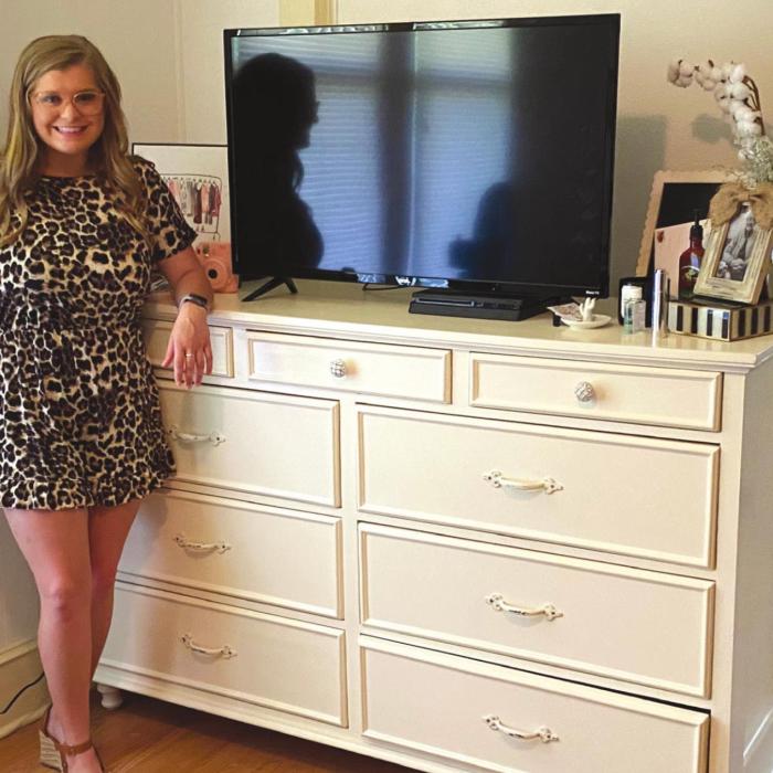 Ron and Pam Knotts Deliver Handmade Dresser to Granddaughter in Arkansas
