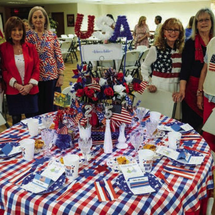 Rebecca Halder sponsored this table decorated with a patriotic theme.