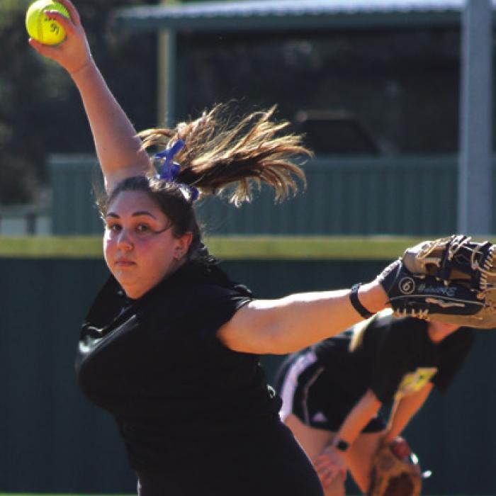 Lady Leopards Scrimmage Alumni in Softball