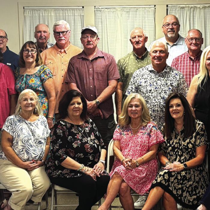 La Grange High School Class of 1980 Reunites