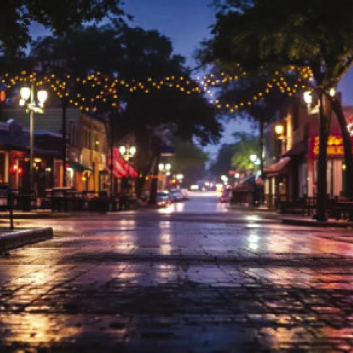 Night life in Honda.