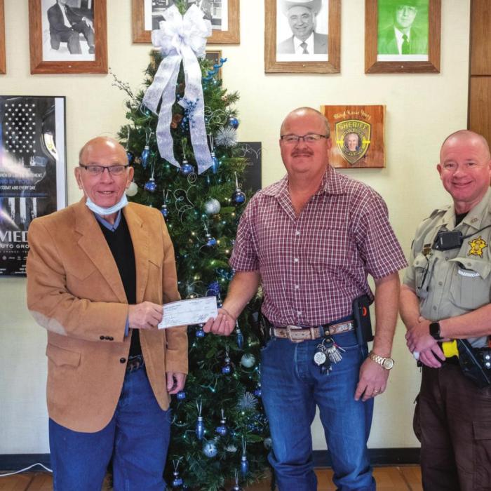 St. James Men’s Club Donates to Deputy Santa