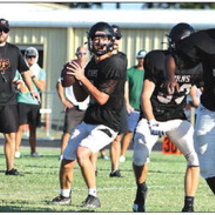 Schulenburg Scrimmages Lexington