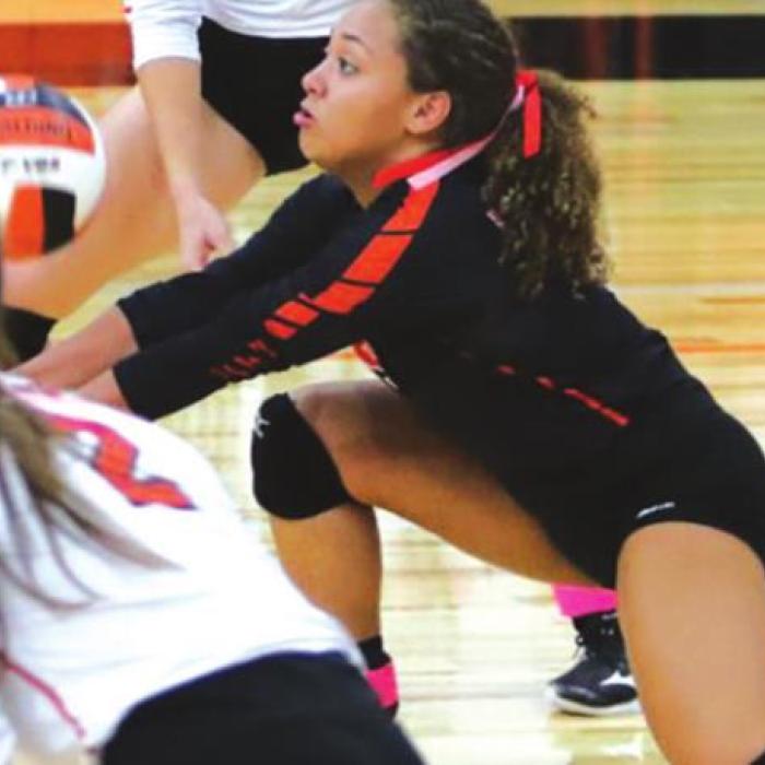 Schulenburg’s Kieryn Adams digs a ball in Friday’s victory. Photo by Audrey Kristynik