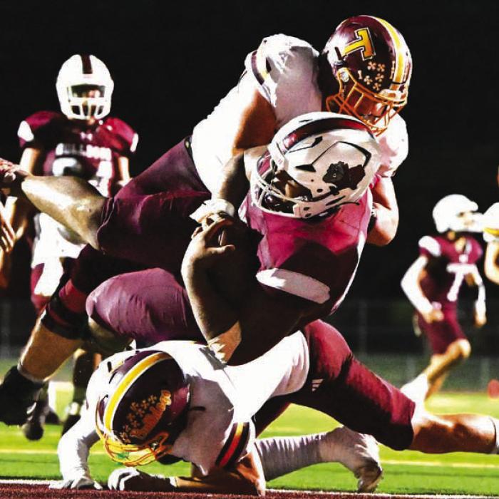 Kobe Burton surges in for Bulldog a touchdown in Friday night’s district win over Thorndale.