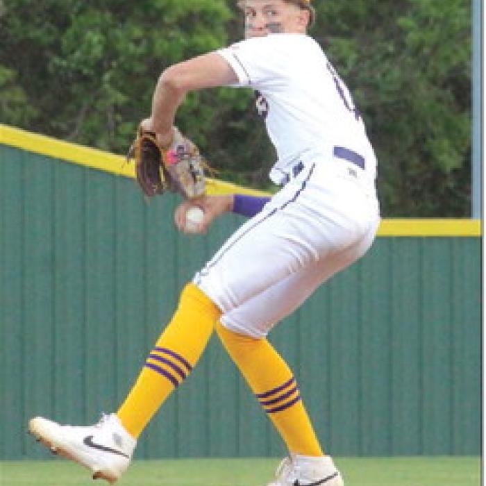 La Grange’s Tristan Ulrich hurled a complete game two-hitter Tuesday. Photos by Jeff Wick