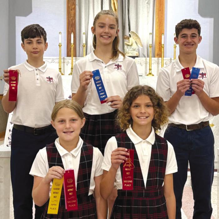 PSIA State Qualifiers front from left: Emileigh Divin, Lane Schiffli; back row: Micah Garcia, Cate Hooper, Cal Schiffli.