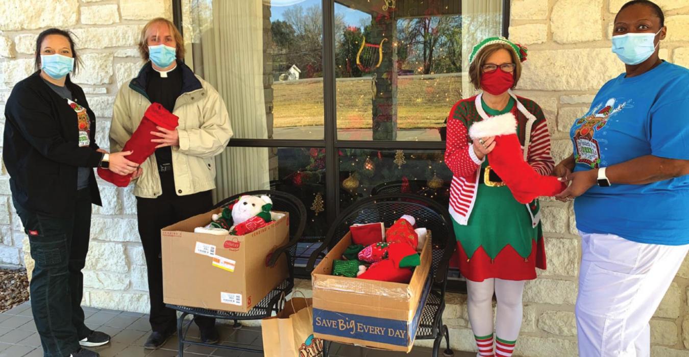 Jefferson Place Residents Get Christmas Stockings