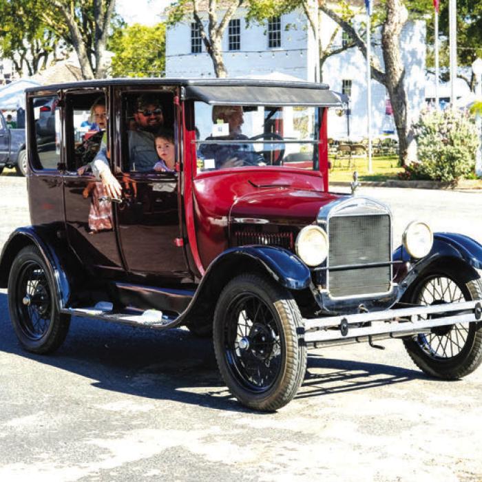 First place antique car model year 1942 and earlier went to this 1926 Ford Model T driven by Jerry Krebs. Riding with him were Dustin, Lynette, Darcie and Delaney Krebs