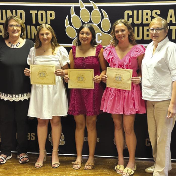 Pictured from left: Marlene Waak, Gretchen Sacks, Alin Soto, Avery Nelius and Lisa Mayer.