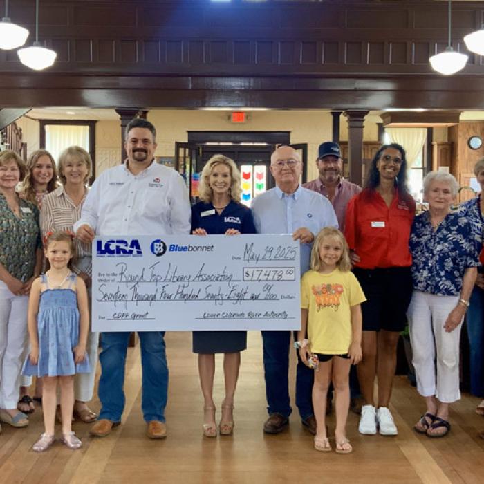 Round Top Family Library Gets a Big Grant