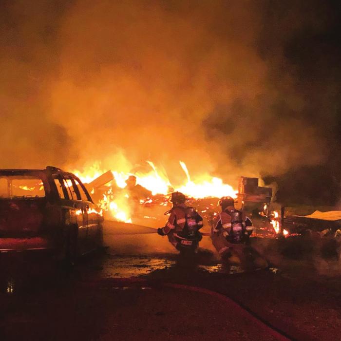 Family of Six Escapes Through a Window Amidst Early Morning Fire