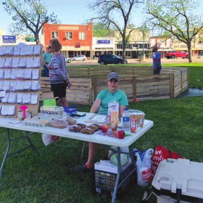Second Saturday on the Square Growing