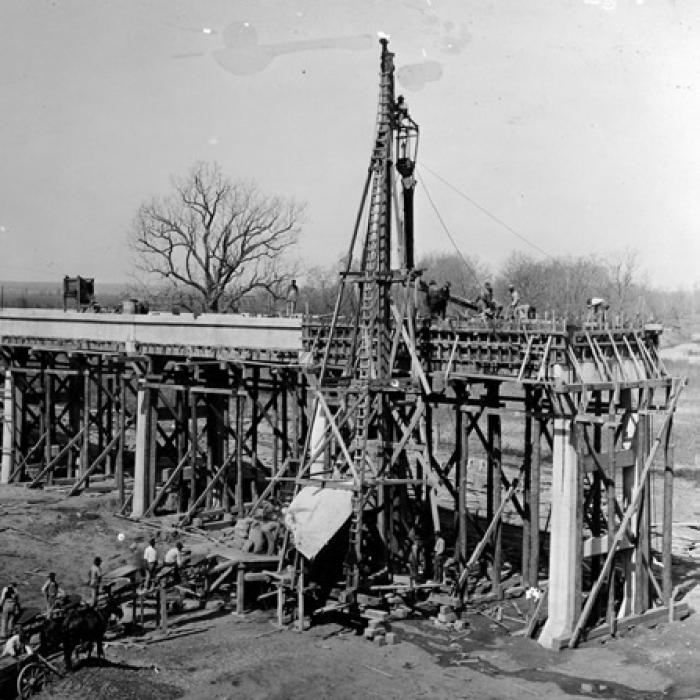 Construction of the approach to the first Jefferson Street bridge, courtesy of the Fayette Heritage Museum and Archives.