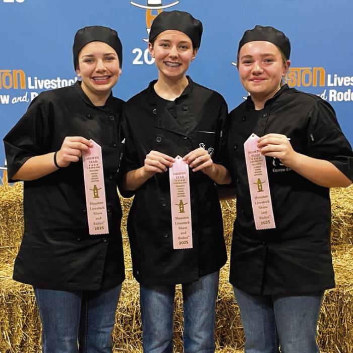 4th Place Junior Appetizer: Morgan Williams, Summer Dooley, and Lylah Robertson.