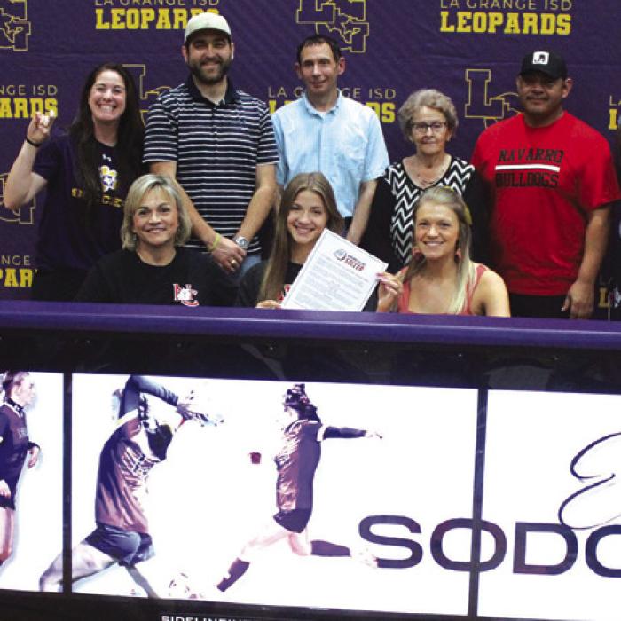 Sodolak Signs to Play Soccer for Navarro College