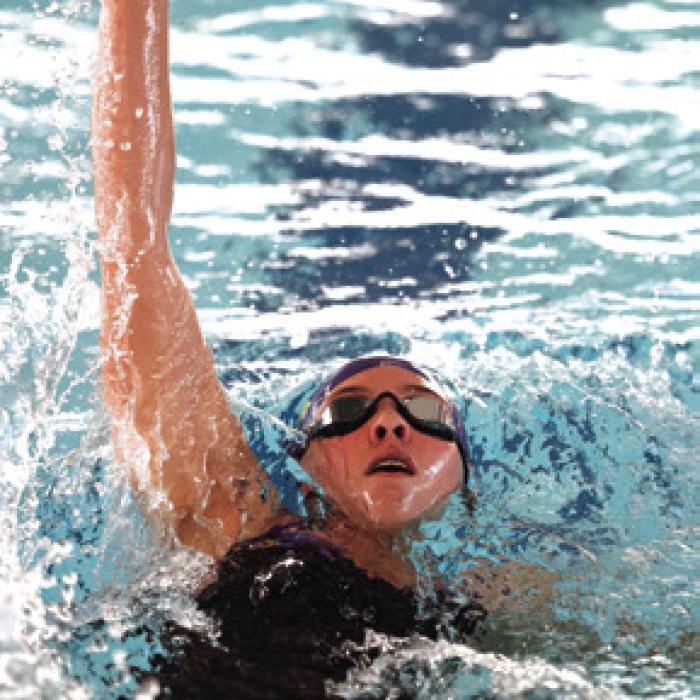 LHS Swim Team Does Well at El Campo Meet