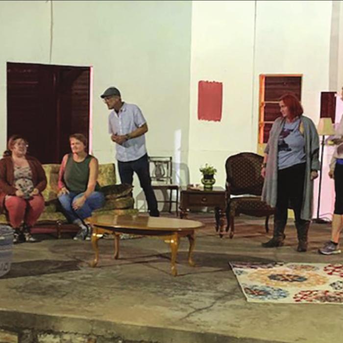 Theatre Returns to LG In Form of ‘Blithe Spirit’