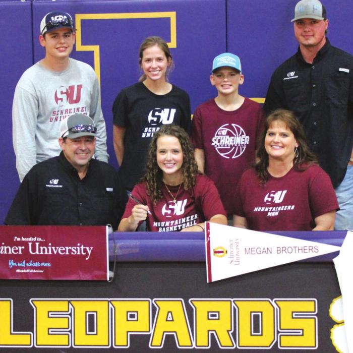 Megan Brothers to Play Basketball at Schreiner