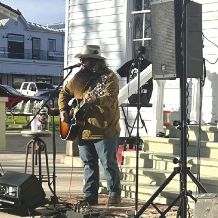 Sweet sounds by Sundance Head at the Courthouse Music Series.