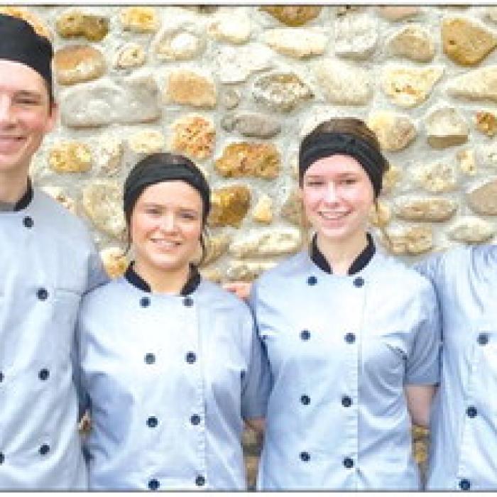 2 Hot 2 Handle: Cooper Mau, Mackenzie Poncik, Harper Mau, and Logan Poncik.