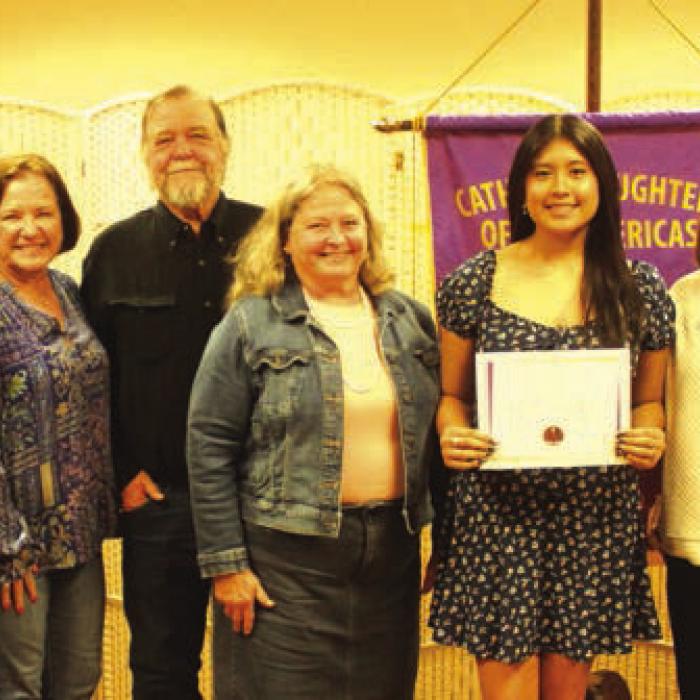 Emily and Sidney Cernoch Memorial Scholarship was awarded to Jessica Torres, daughter of Zuzucky and Reinol Torres, and was presented by Elaine and Matt Matthys, Richard Cernoch, Phyllis Chavarria, and Rose and Daniel Cernoch.