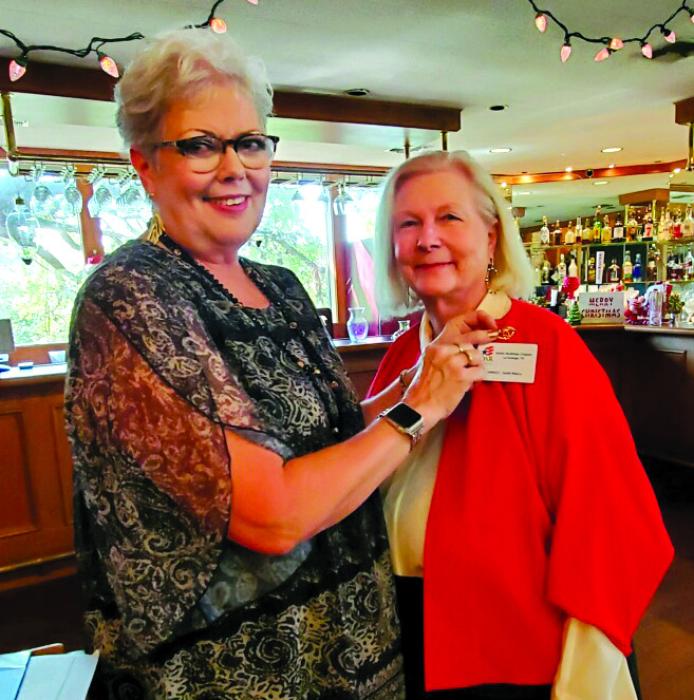 Smith-McMillan NSDAR Chapter  Christmas Luncheon Held Recently
