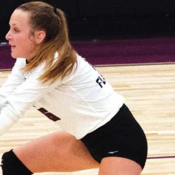 Flatonia’s Shannen Novak digs a ball for The Lady Bulldogs in their final game of the season. Photo by Stephanie Steinhauser