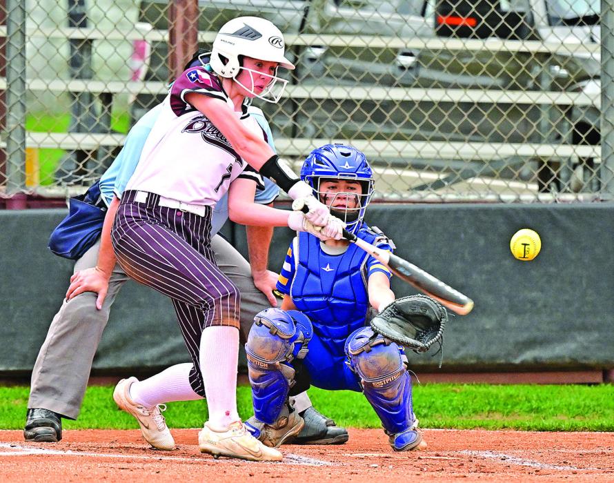 Flatonia’s Emma Klozik drives the ball for a single in Tuesday night’s win over Louise. Photo by Stephanie Steinhauser
