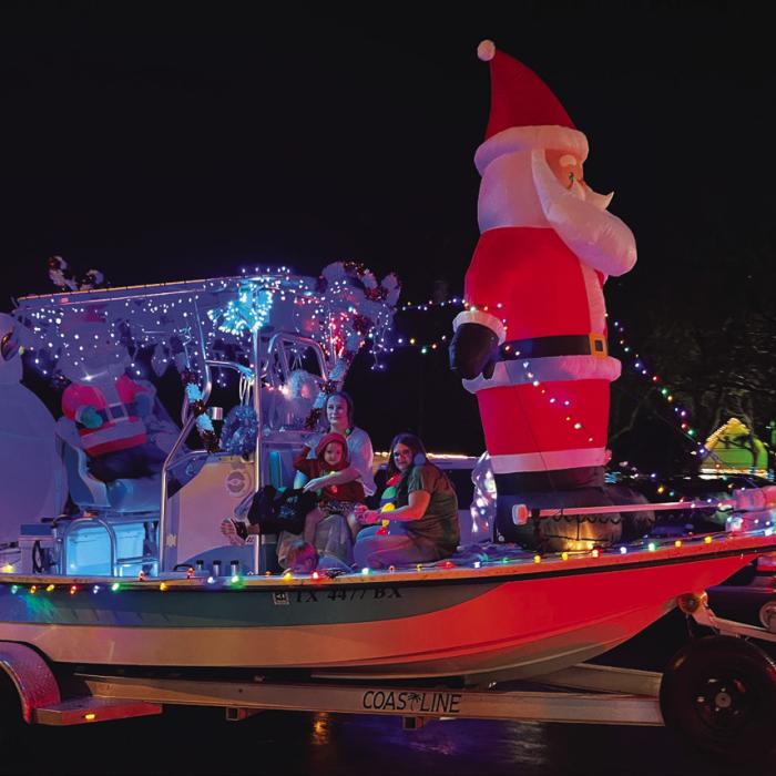 Fayetteville Celebrates A ‘Country Christmas’
