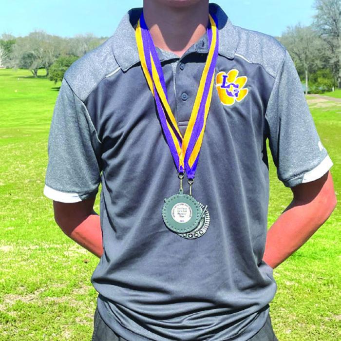 La Grange Golfers Shine at Home Tourney at Frisch Auf!