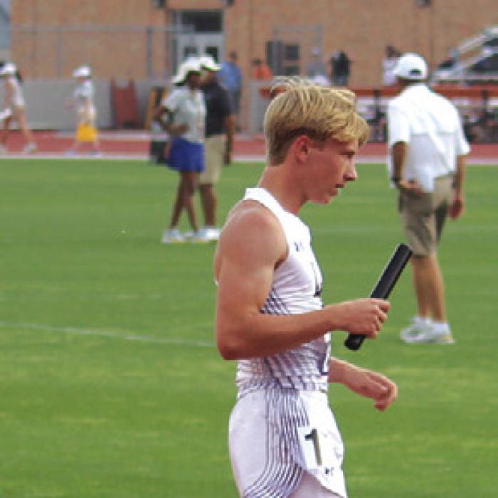 La Grange 4x200 Relay Places Fifth at State