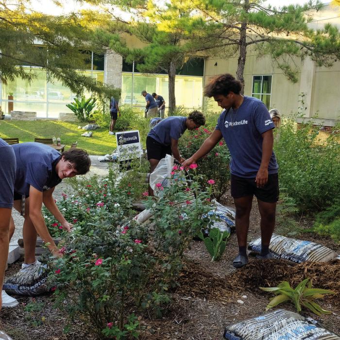 Leopard Players Spruce Up St. Mark’s Healing Garden