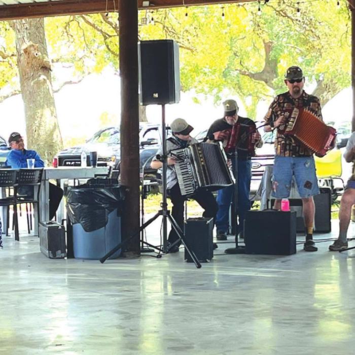 Kuntschik Benefit at Mullins Prairie