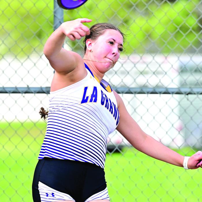 Leps Win Team Titles at Flatonia Meet