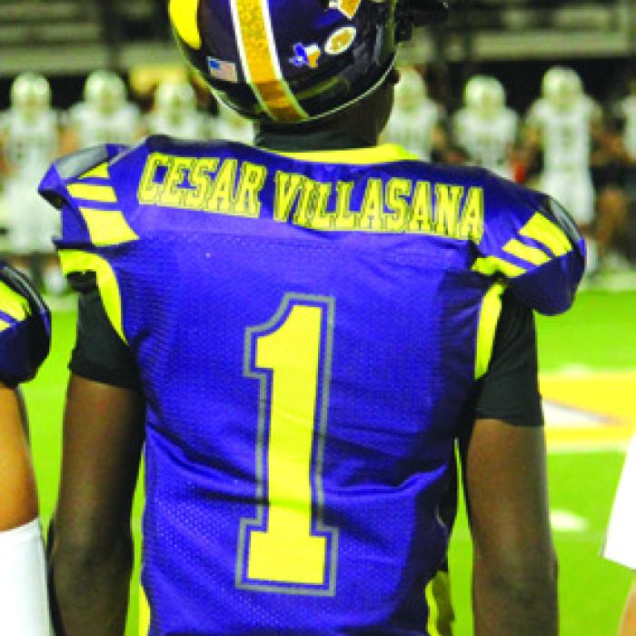 Giddings Edges Leopards 23-21